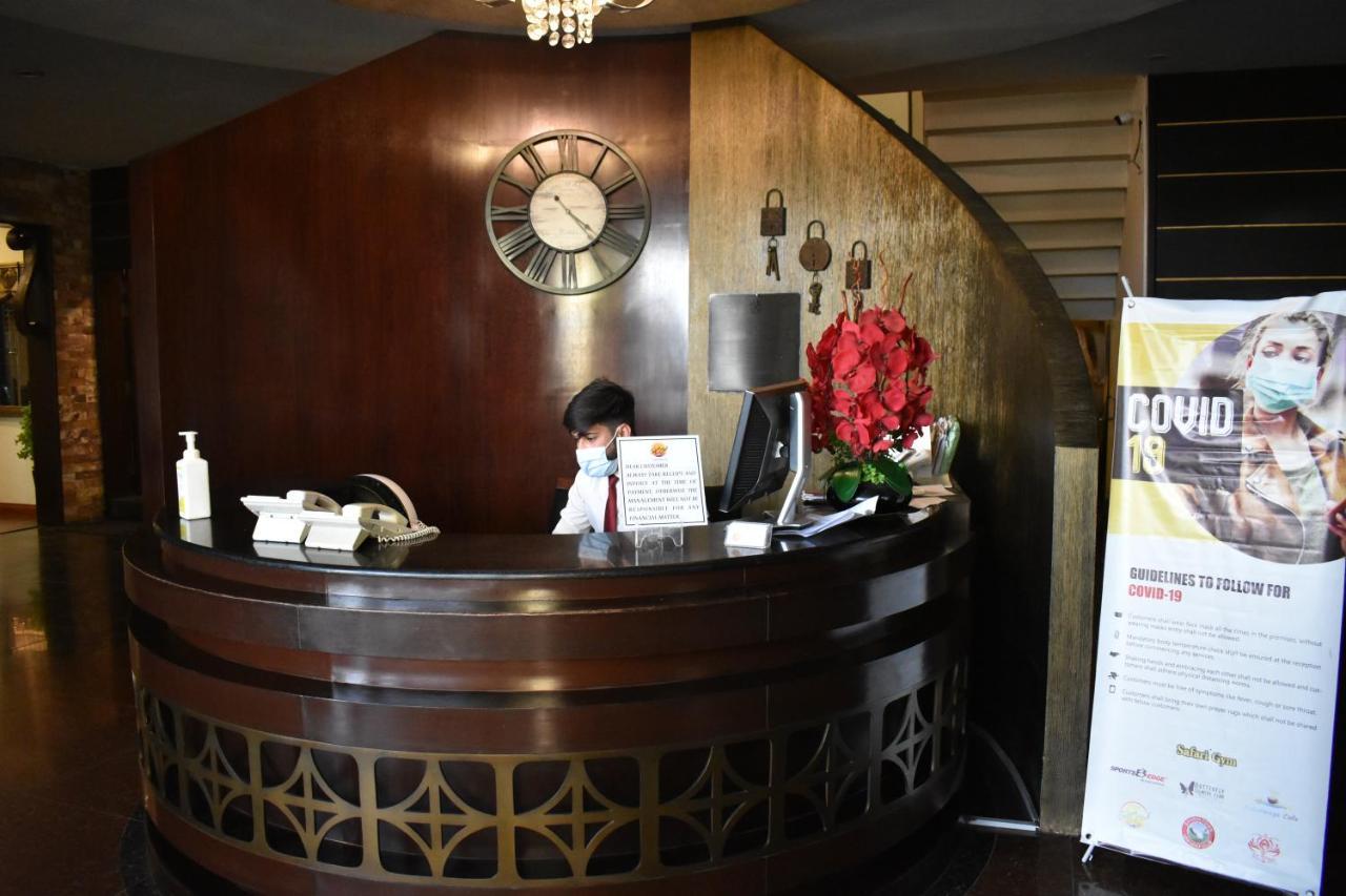 野生动物园俱乐部1号酒店 拉瓦尔品第 外观 照片