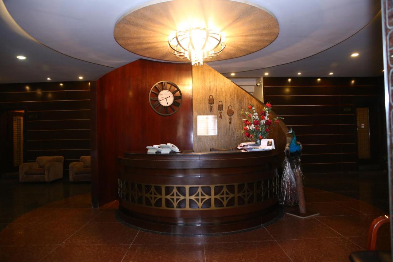 野生动物园俱乐部1号酒店 拉瓦尔品第 外观 照片